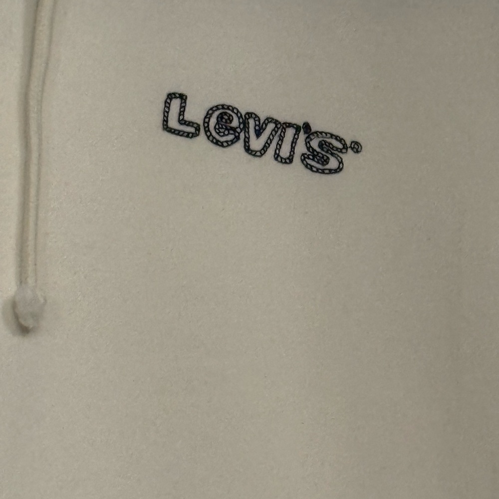 Levi's Graphic Everyday Hoodie Sweatshirt in Cream - Picture 2 of 5
